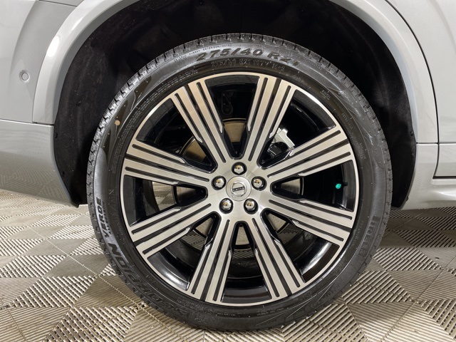2025 Volvo XC90 T8 AWD Plus photo 15
