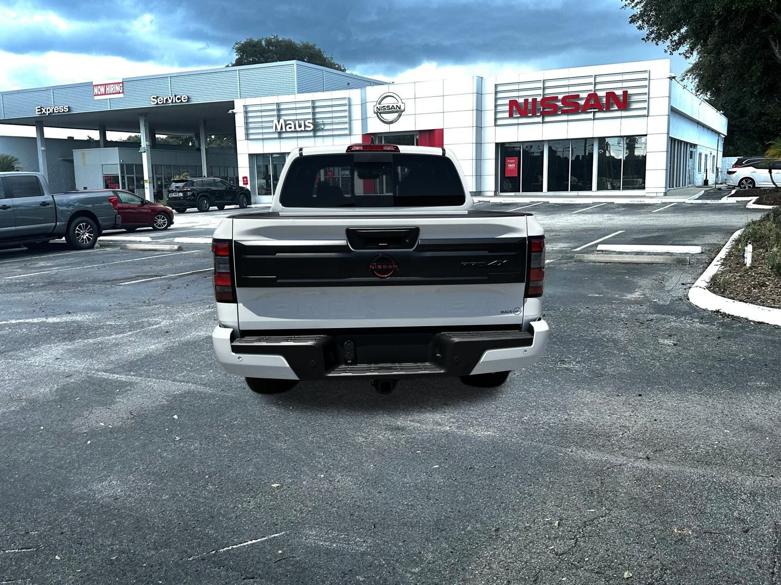 2025 Nissan Frontier PRO-4X photo 4