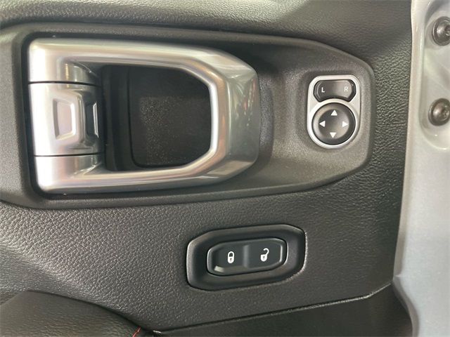2023 Jeep Gladiator Rubicon photo 13