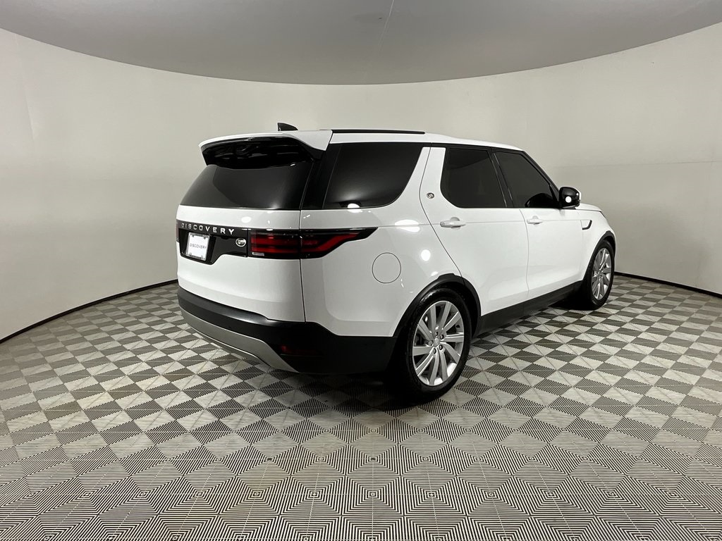 2022 Land Rover Discovery S photo 4
