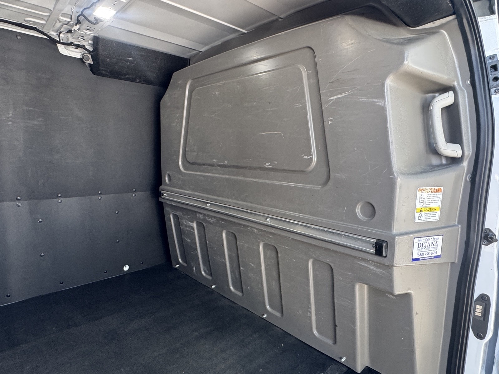 2022 Ford Transit photo 3