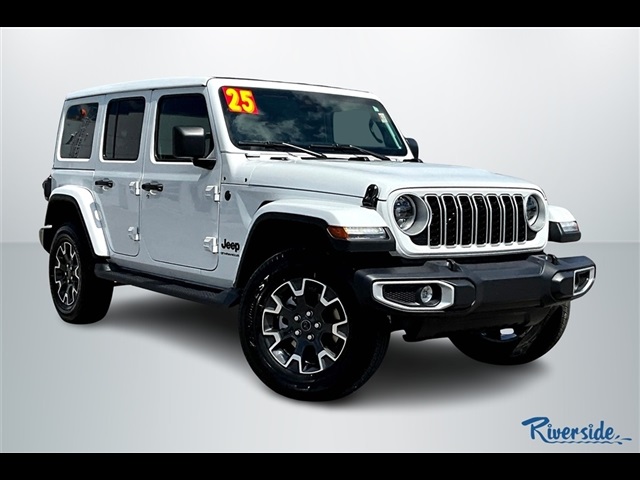 2025 Jeep Wrangler 4-Door Sahara's photo