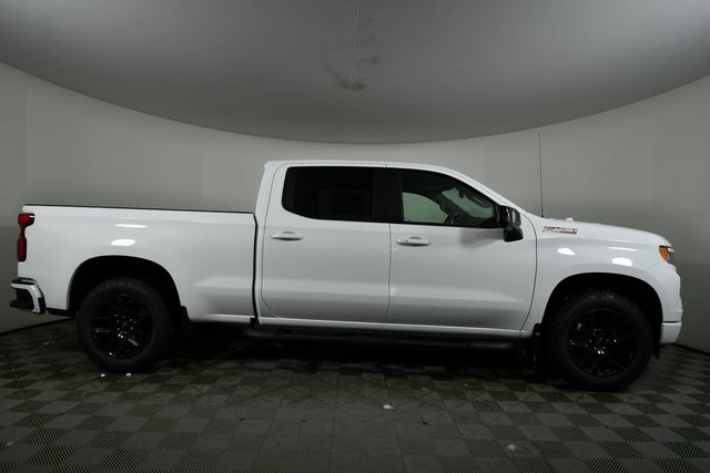 2025 Chevrolet Silverado 1500 RST photo 13