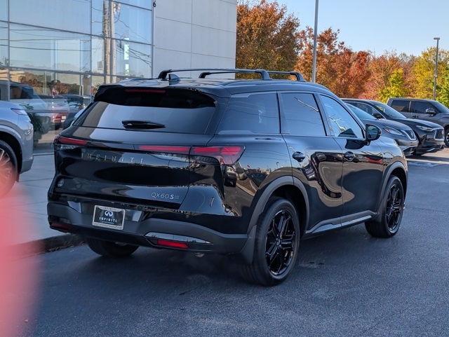 2026 Infiniti QX60 Luxe photo 4