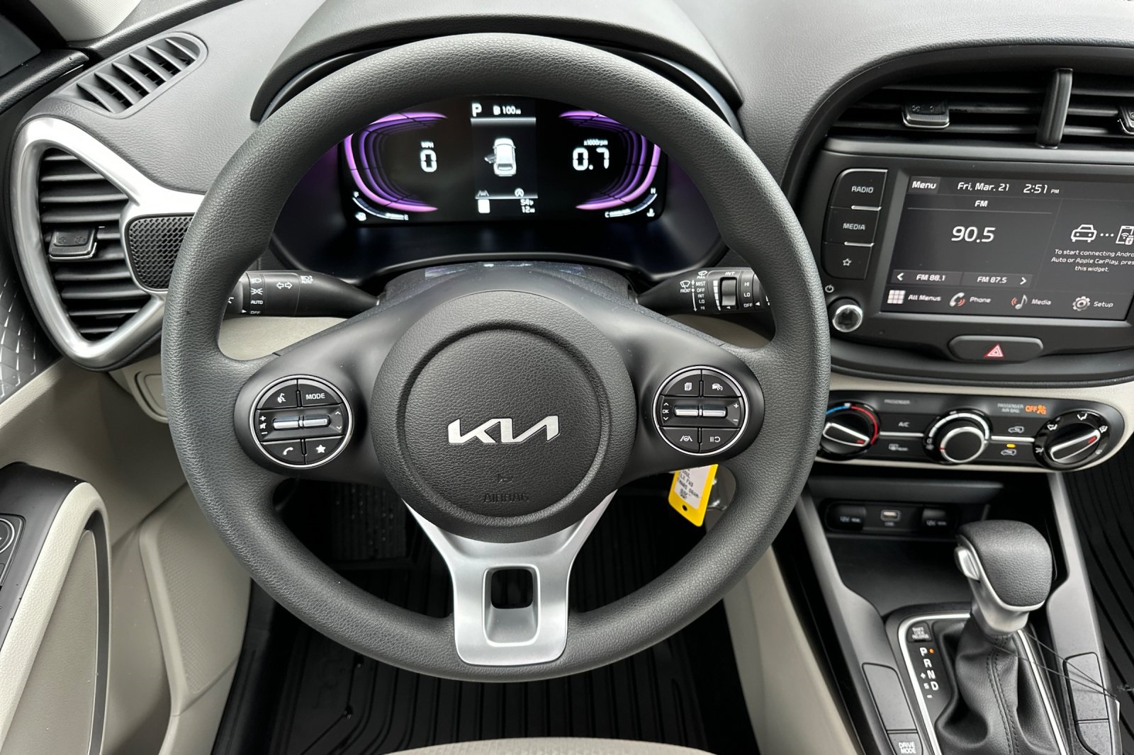 2025 Kia Soul LX photo 10