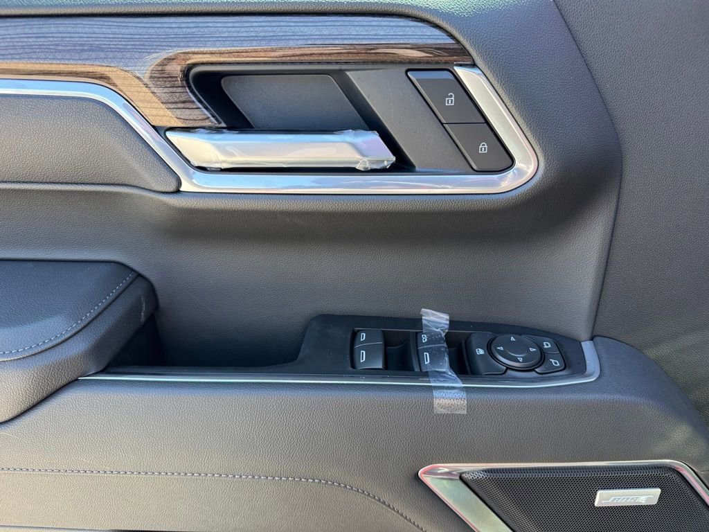 2025 Chevrolet Silverado 1500 RST photo 25