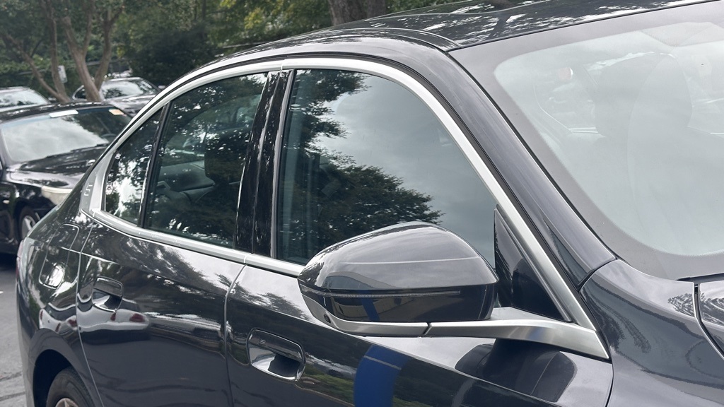 2025 Bmw 530i xDrive photo 3