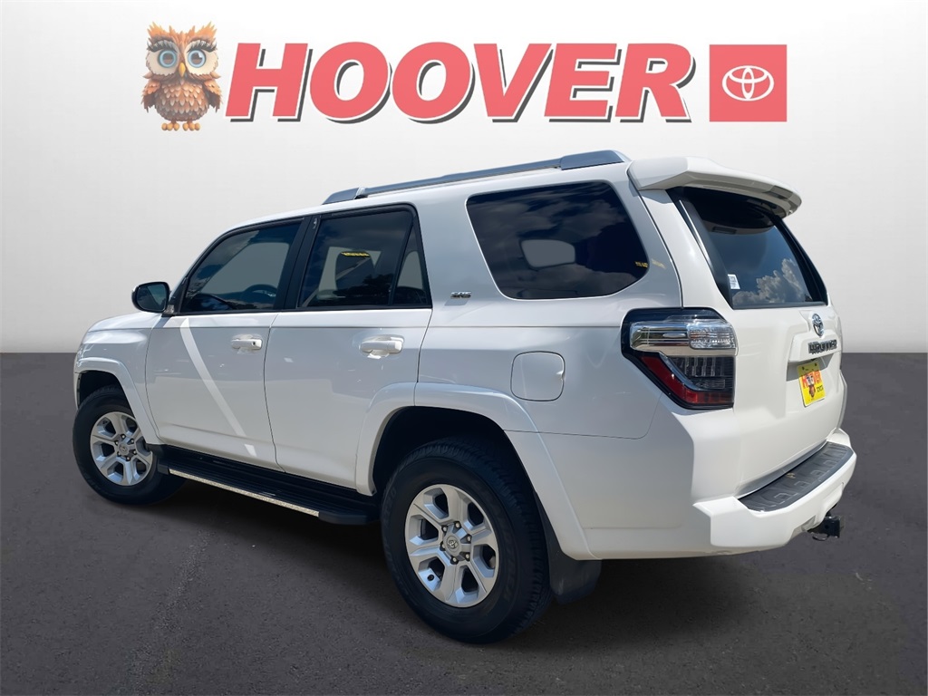 2018 Toyota 4Runner SR5 photo 4