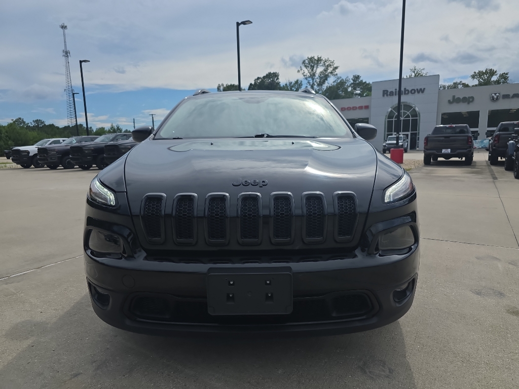 2018 Jeep Cherokee Latitude photo 2