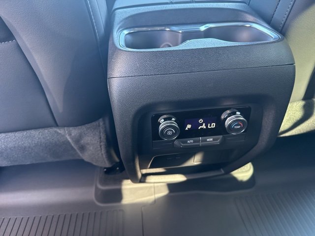 2025 Buick Enclave Sport Touring photo 22