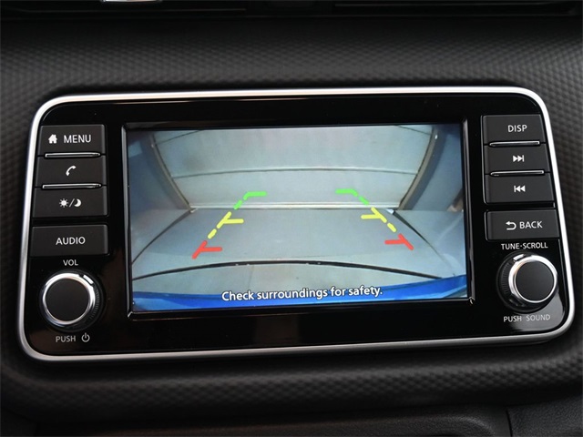 2025 Nissan Kicks Play S photo 3