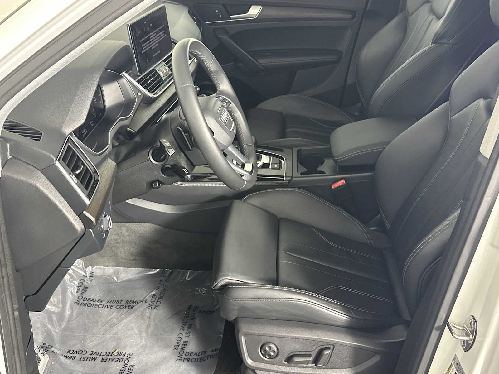 2024 Audi Q5 S line Premium Plus photo 4