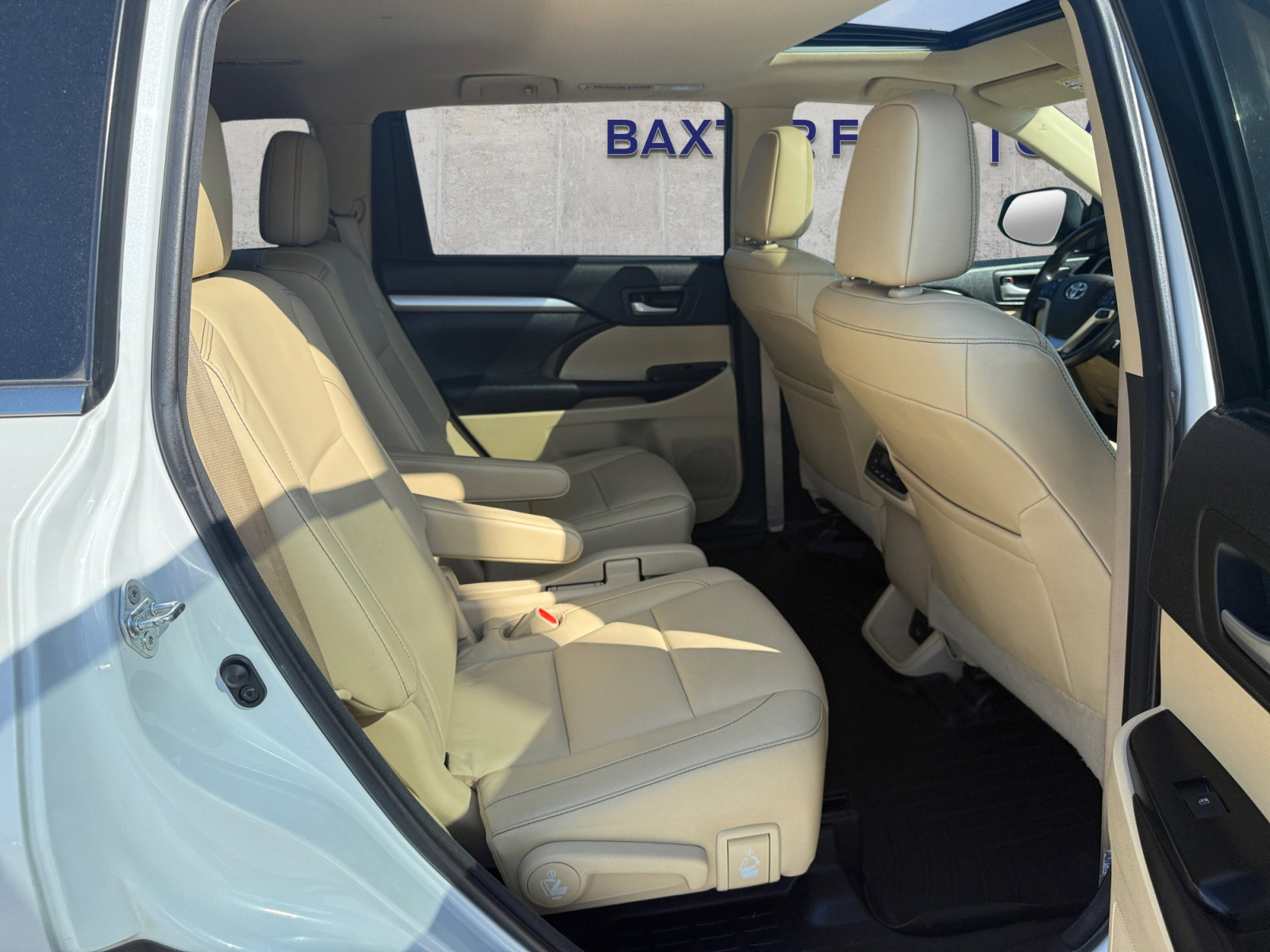 2017 Toyota Highlander XLE photo 5