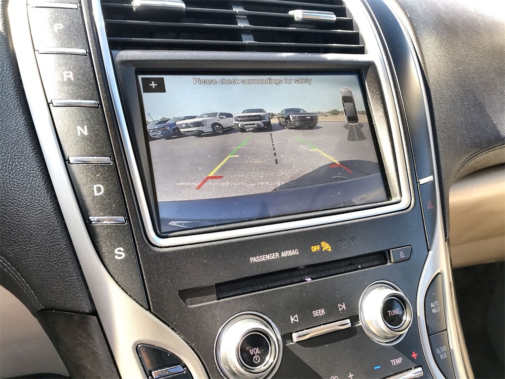 2017 Lincoln MKX Reserve photo 17
