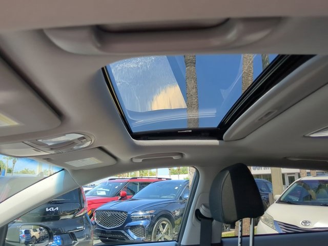 2020 Hyundai Kona SEL Plus photo 20