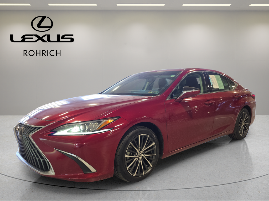 2022 Lexus ES 350's photo