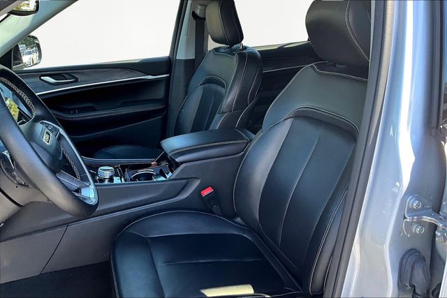 2022 Jeep Grand Cherokee Limited High photo 13