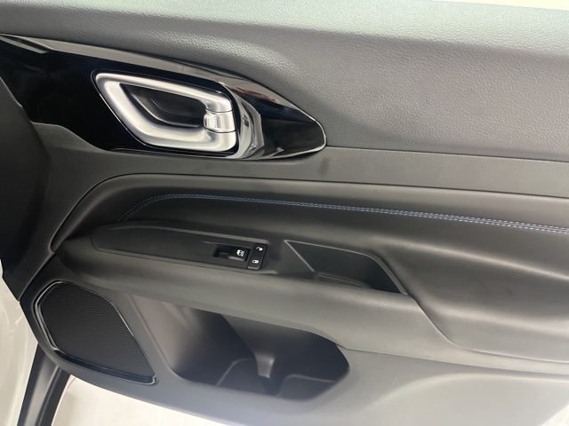 2026 Jeep Compass Latitude photo 17