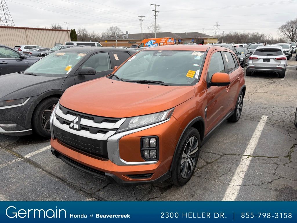 2024 Mitsubishi Outlander Sport ES's photo