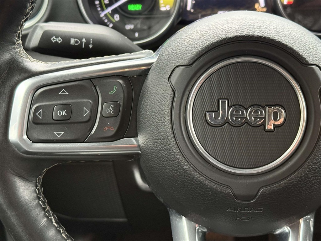 2023 Jeep Wrangler Sahara 4xe photo 21