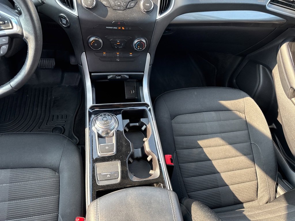2019 Ford Edge SEL photo 23