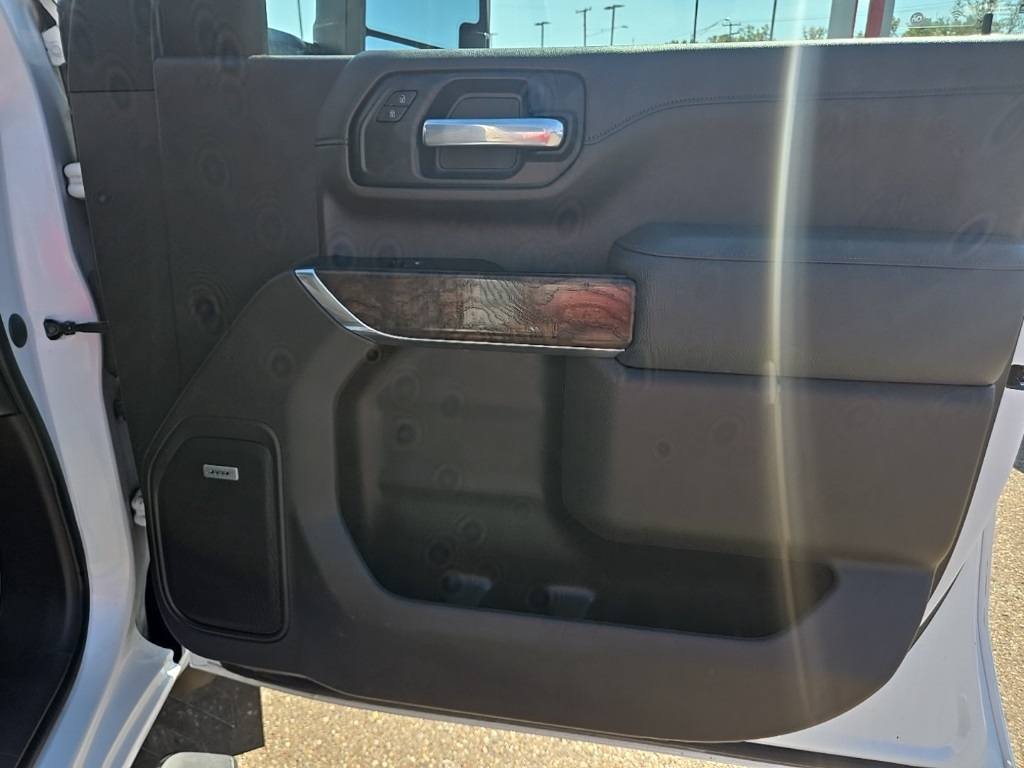 2020 Gmc Sierra Denali photo 32