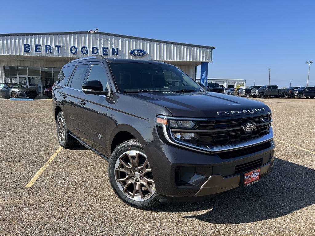 2026 Ford Expedition King Ranch's photo