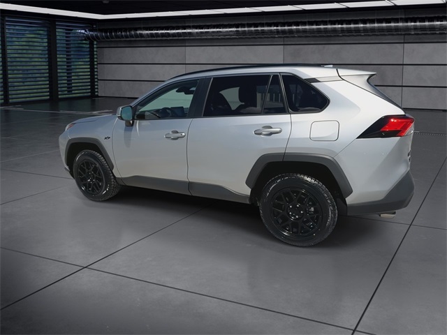 2022 Toyota RAV4 XLE photo 6