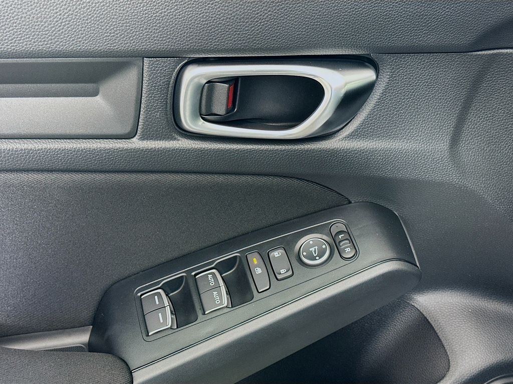 2026 Honda Civic Hatchback Sport photo 18