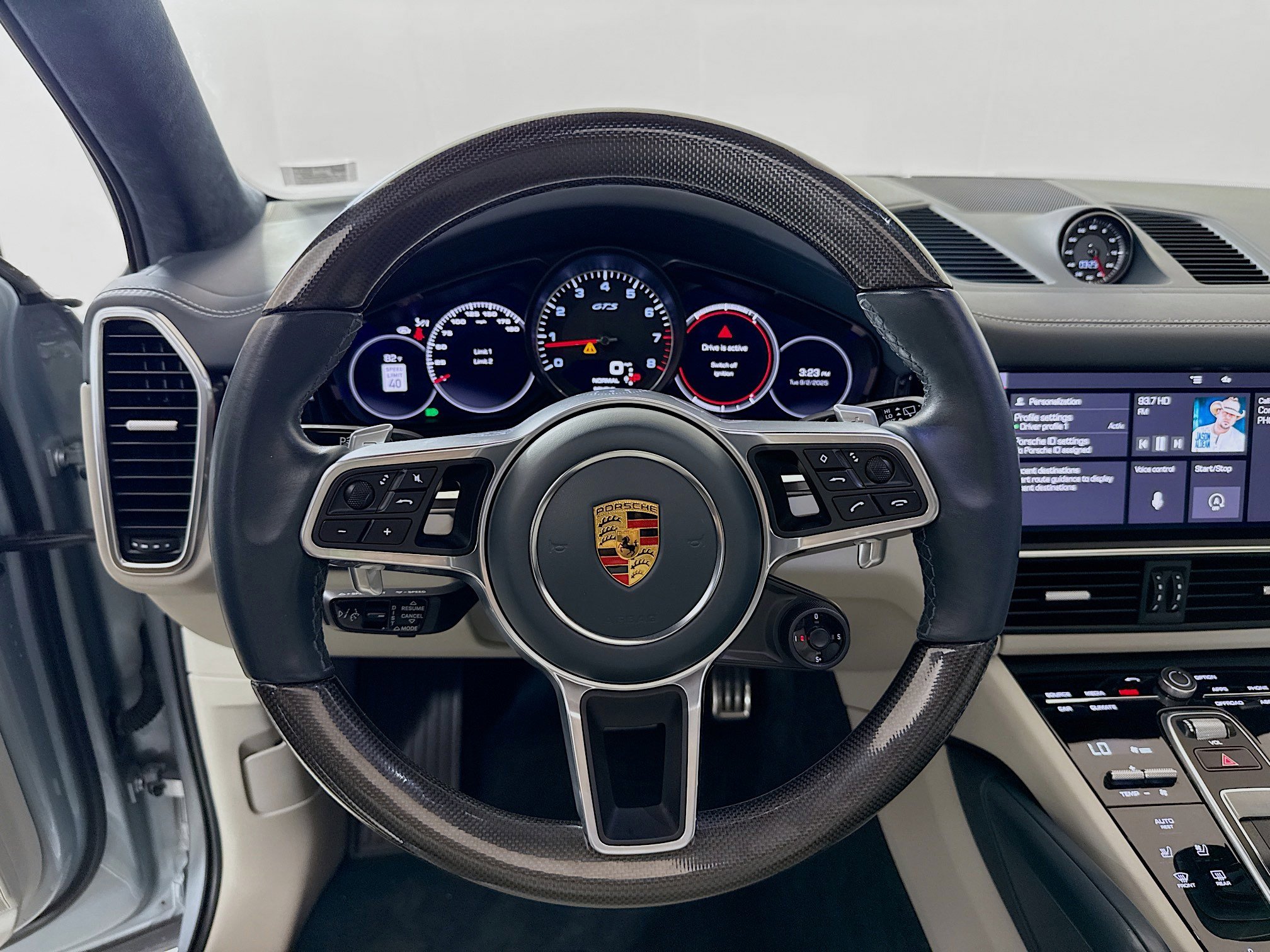 2021 Porsche Cayenne GTS photo 11