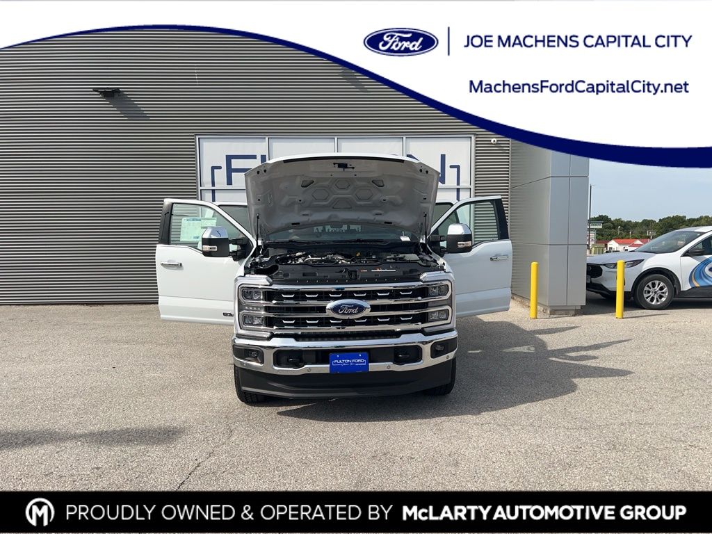 2026 Ford F-350 Lariat photo 5