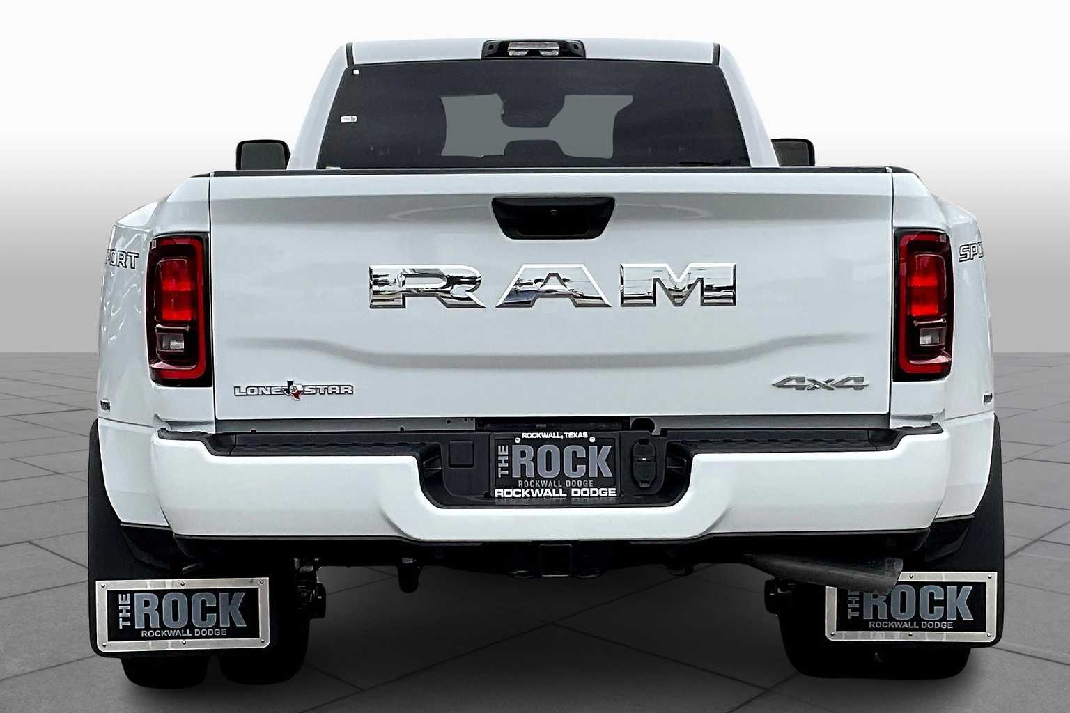 2025 Ram 3500 Lone Star photo 4