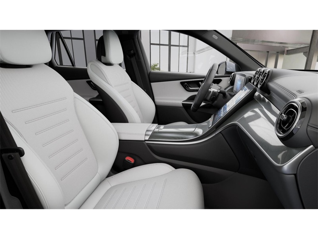 2026 Mercedes Benz GLC 300 4MATIC photo 4