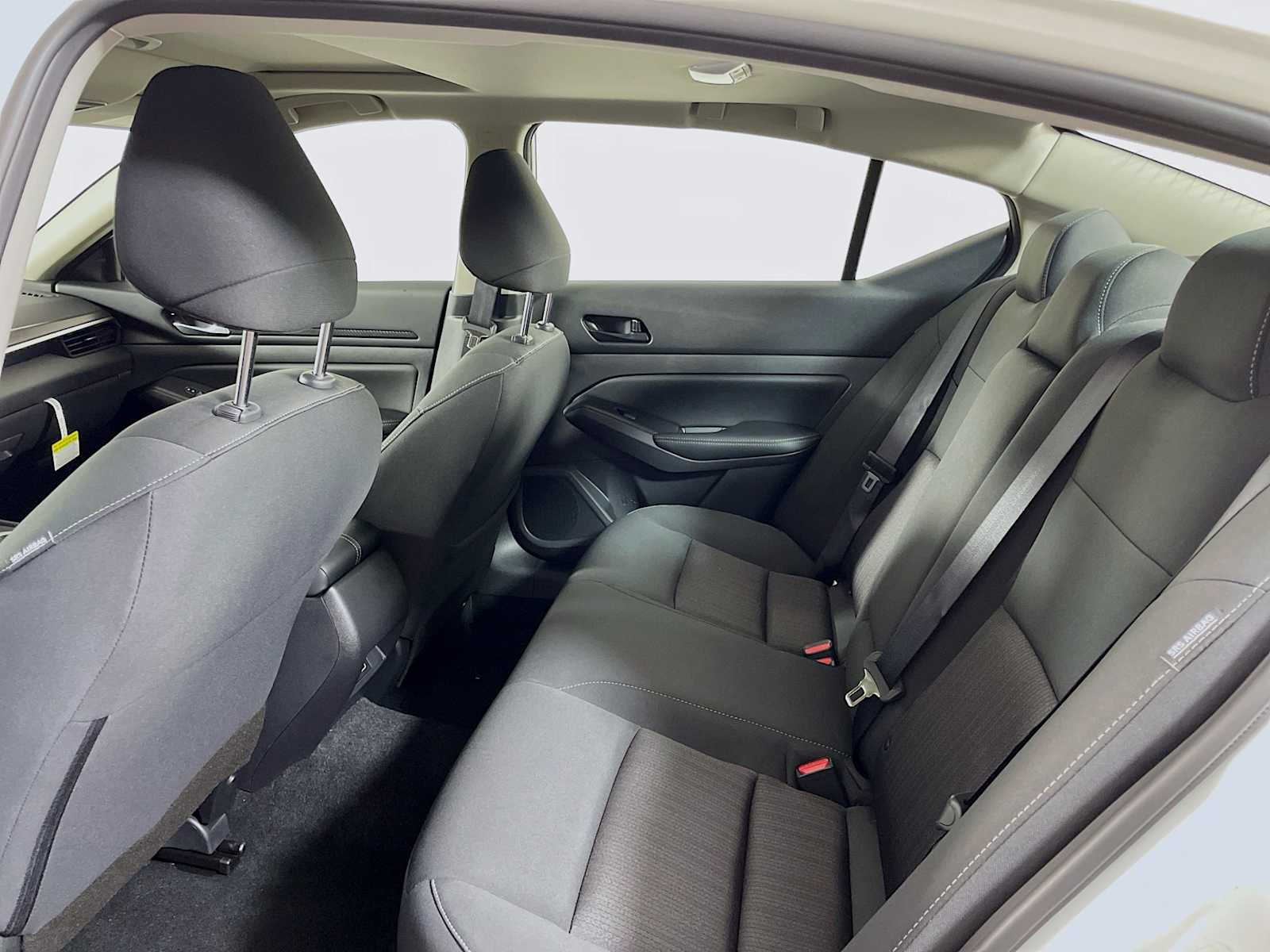 2025 Nissan Altima SV Special Edition photo 4