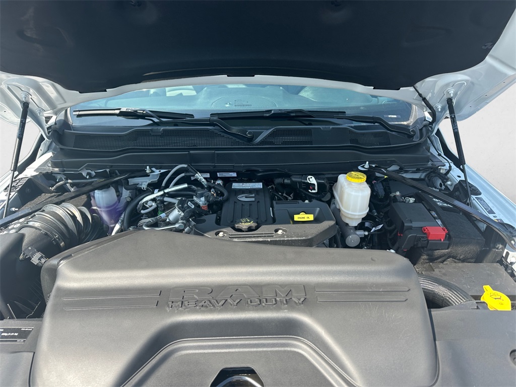 2025 Ram 5500 Tradesman photo 12