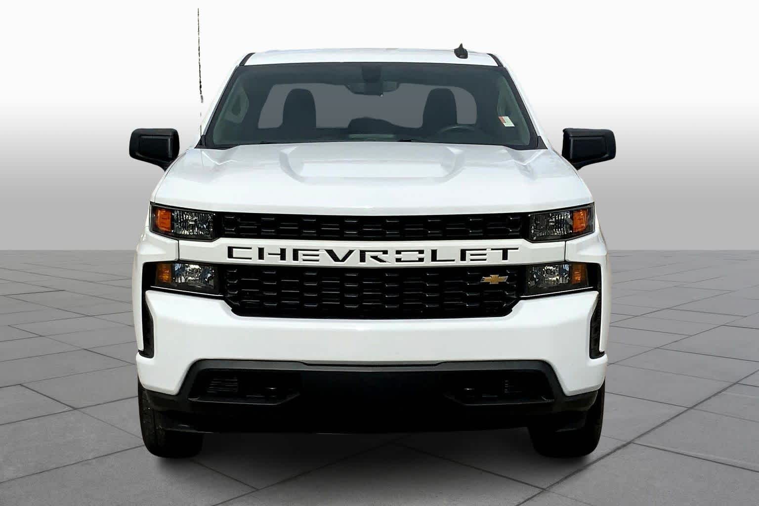 2022 Chevrolet Silverado 1500 Custom photo 3