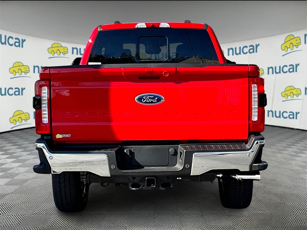 2026 Ford F-250 Lariat photo 4