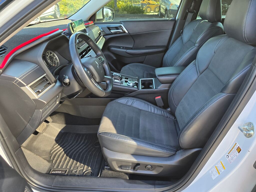 2023 Mitsubishi Outlander SE Black Edition Ralliart photo 19