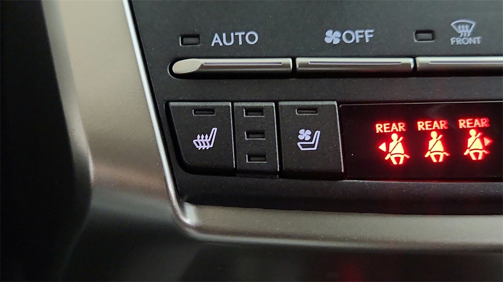 2021 Lexus NX 300 photo 22