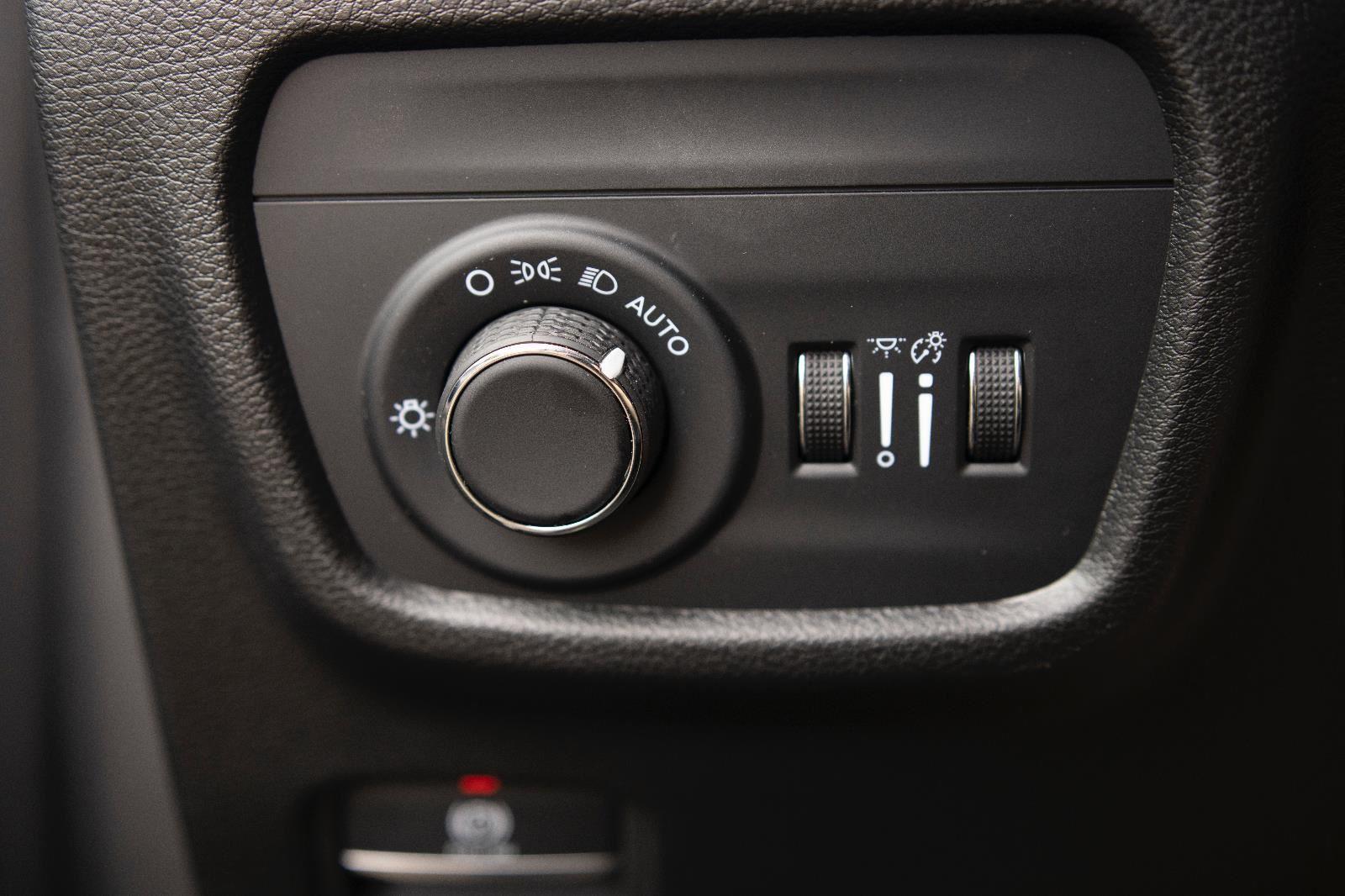 2025 Jeep Grand Cherokee Altitude X photo 10