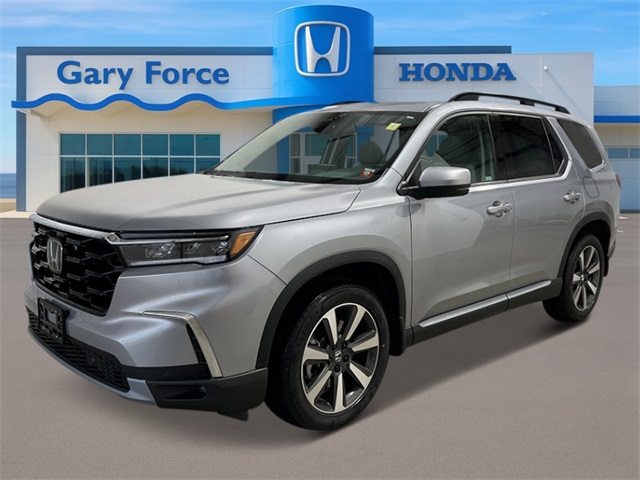 2025 Honda Pilot Touring's photo