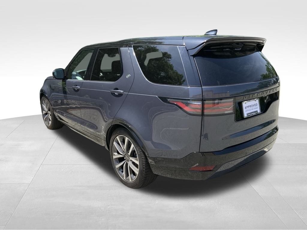 2024 Land Rover Discovery SE photo 6