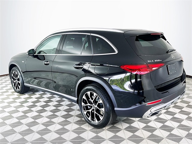 2025 Mercedes Benz GLC 350e 4MATIC photo 5