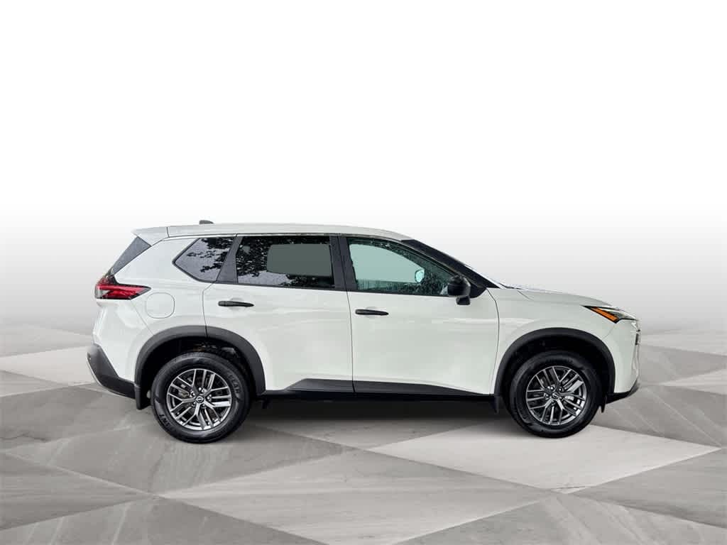 2023 Nissan Rogue S AWD photo 8
