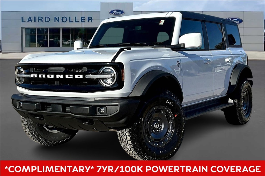 2025 Ford Bronco 4-Door Outer Banks's photo