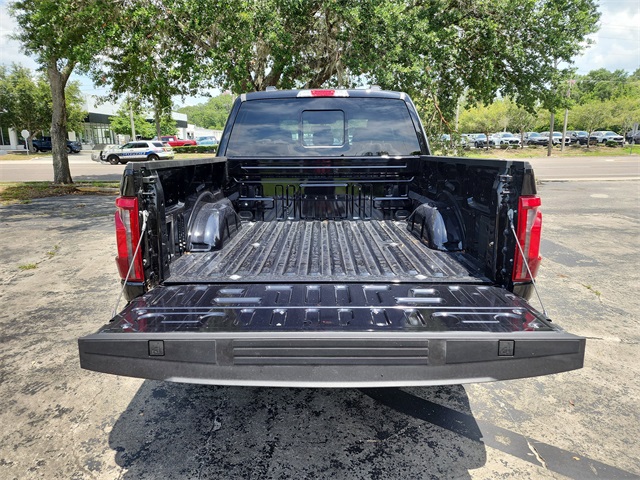 2024 Ford F-150 XLT photo 8