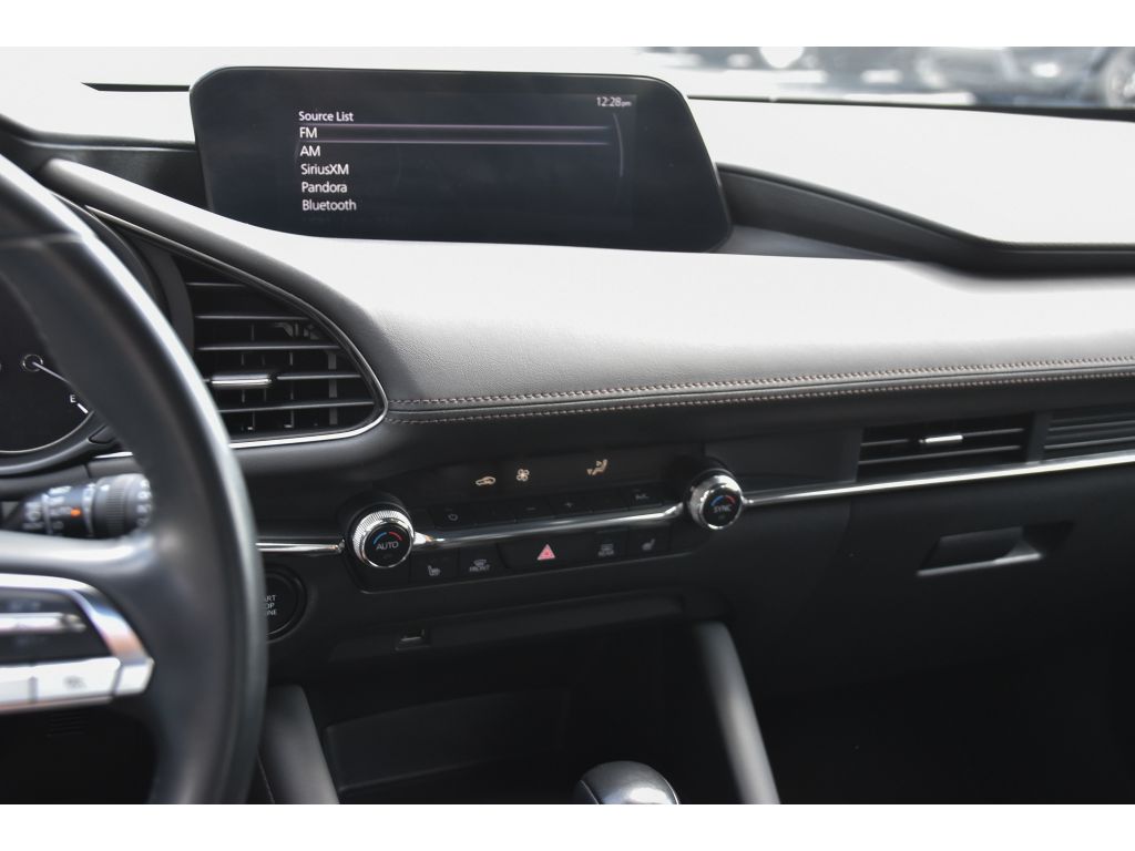 2020 Mazda Mazda3 Hatchback Preferred photo 18