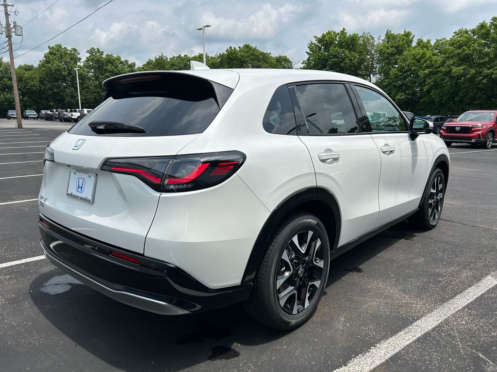 2026 Honda HR-V EX-L photo 4