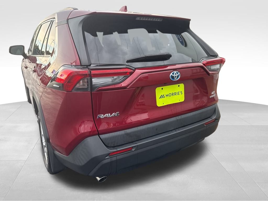 2020 Toyota RAV4 Hybrid LE photo 12