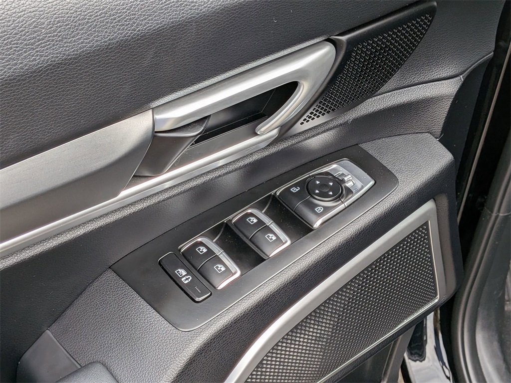 2022 Kia Telluride S photo 13
